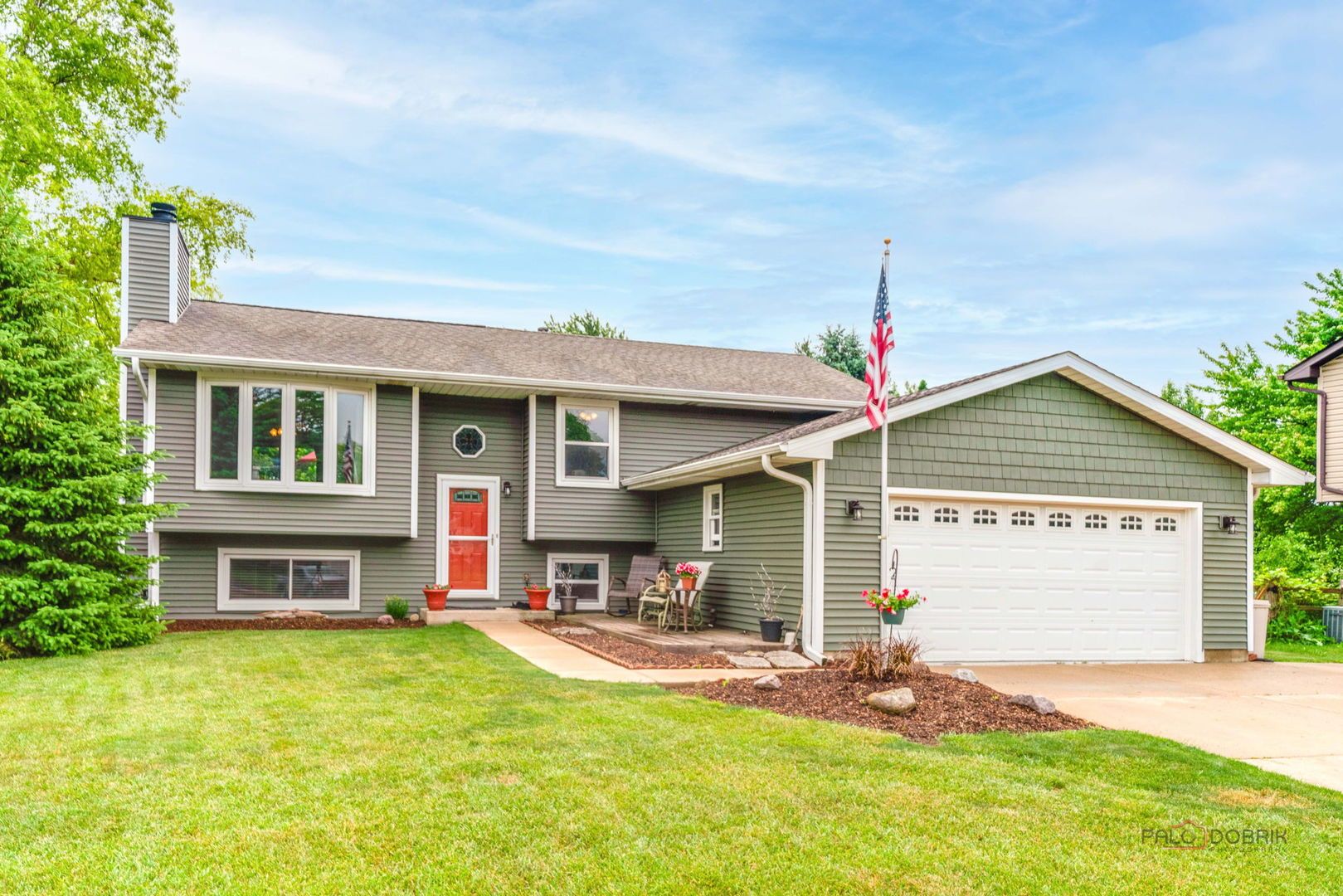 829 Colony Court — Lindenhurst, IL 60046