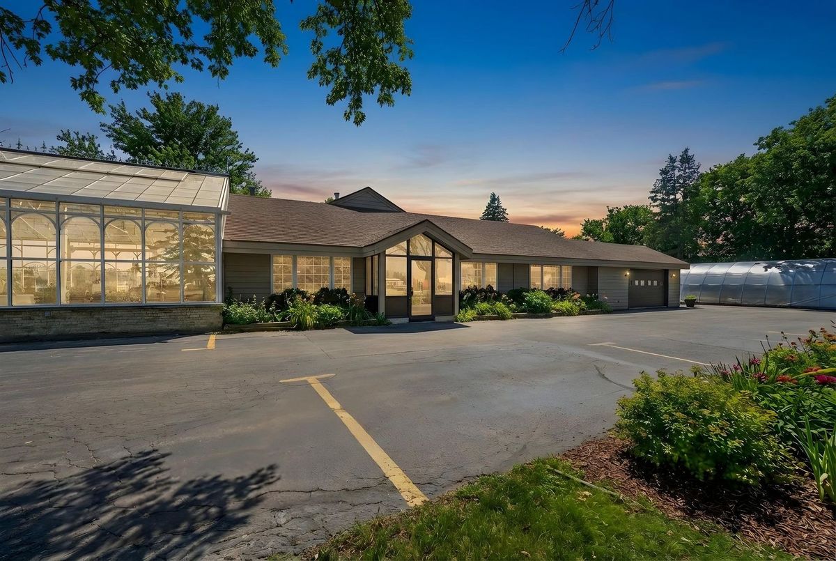 1126 E State Street, Sycamore, IL 60178