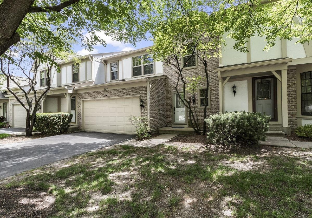 4501 OPAL Drive, Hoffman Estates, IL 60192