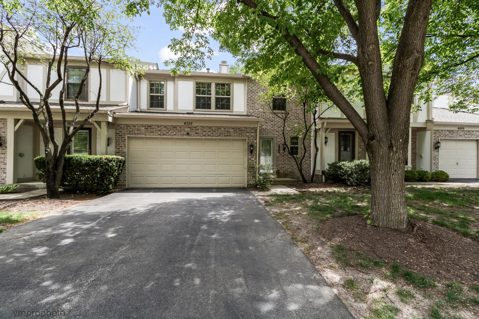 4501 OPAL Drive — Hoffman Estates, IL 60192