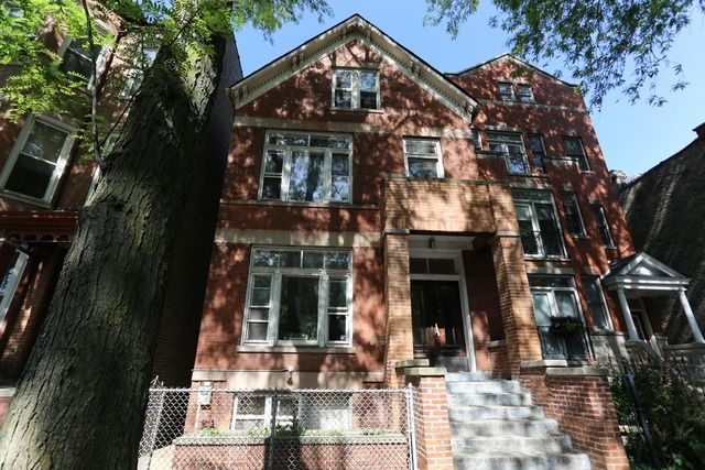 3246 SEMINARY Avenue, Chicago, IL 60657