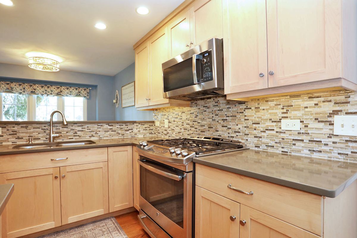 1259 Old Mill Lane, Elk Grove Village, IL 60007