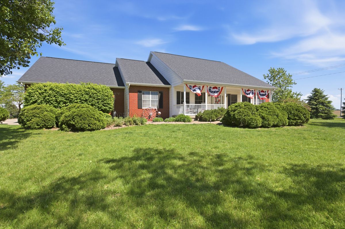 2102 Laurel Park Place, Champaign, IL 61822
