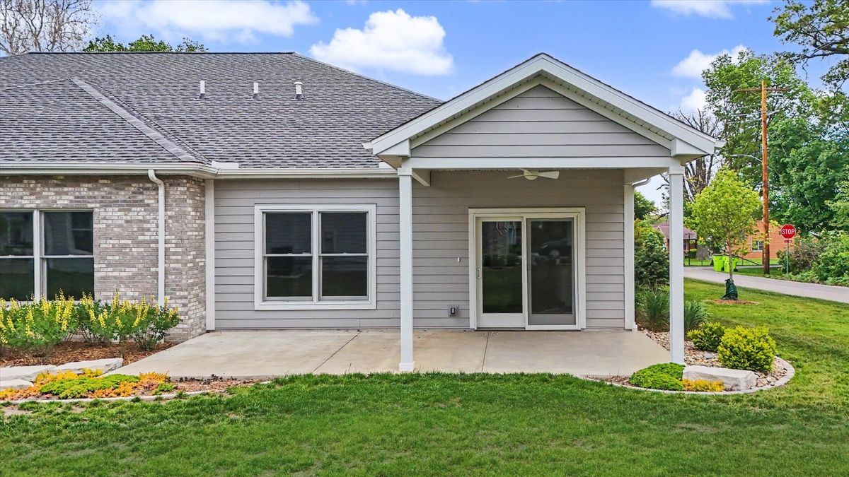 520 S 6th Street, Fairbury, IL 61739