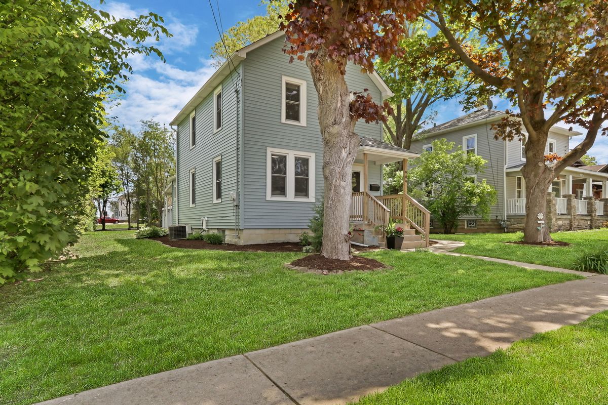 989 Victoria Street, Antioch, IL 60002