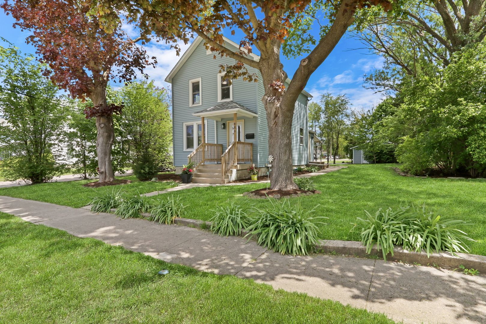 989 Victoria Street — Antioch, IL 60002