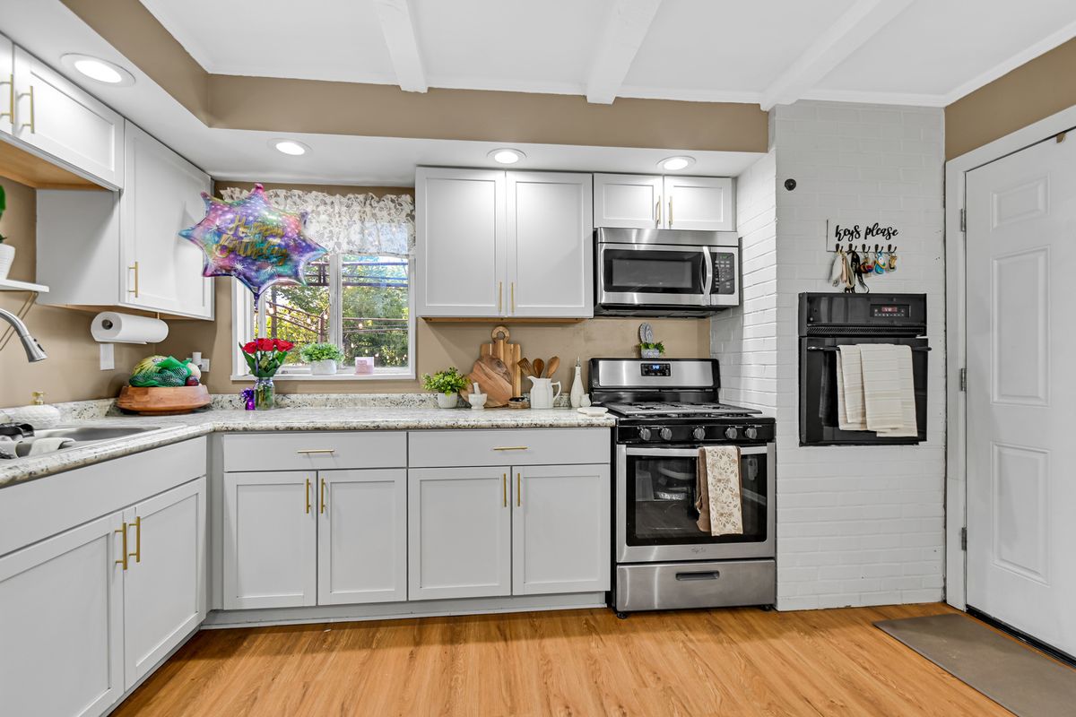 120 Westwood Drive, Park Forest, IL 60466