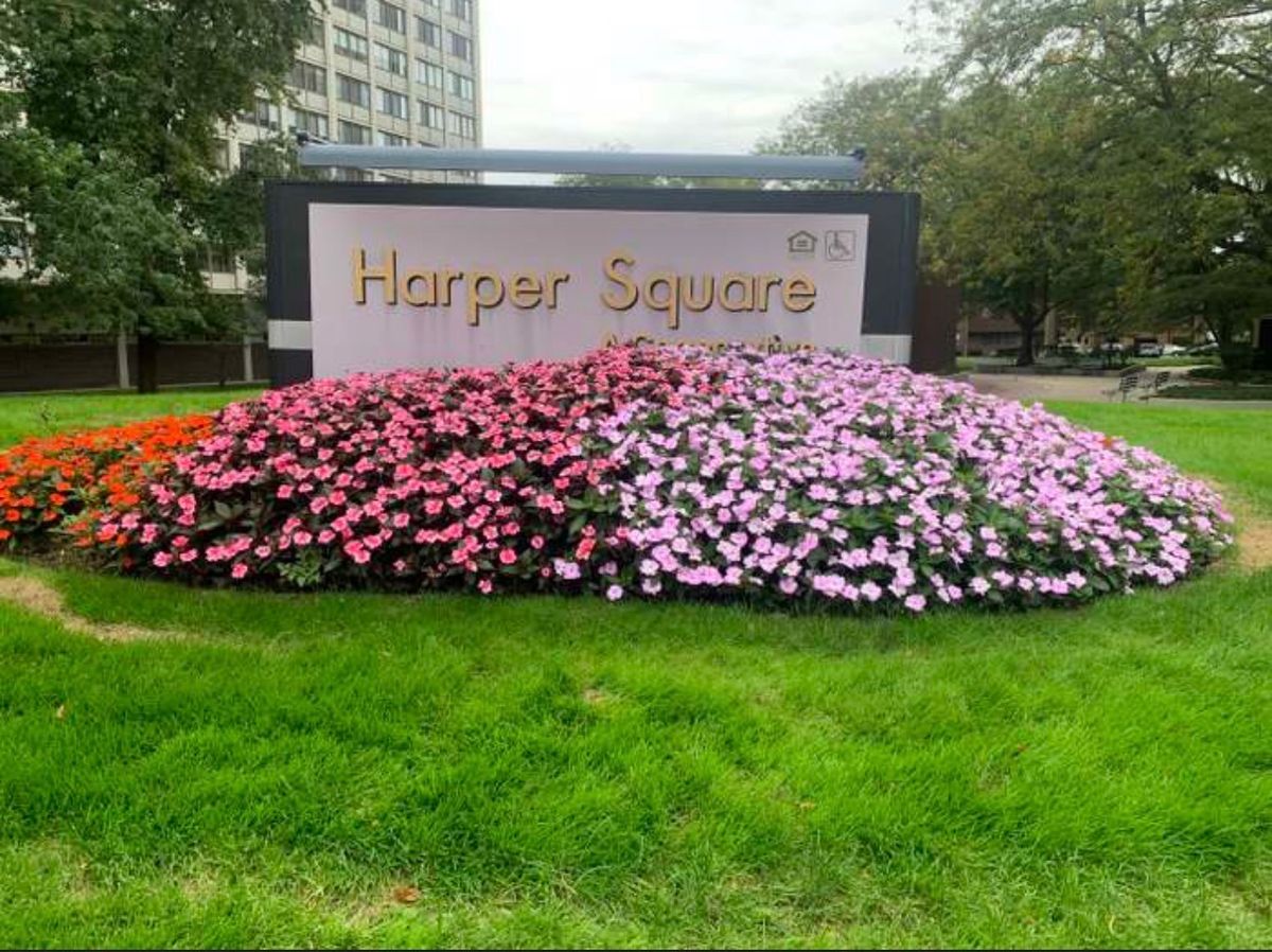 4850 Lake Park Avenue, Chicago, IL 60615