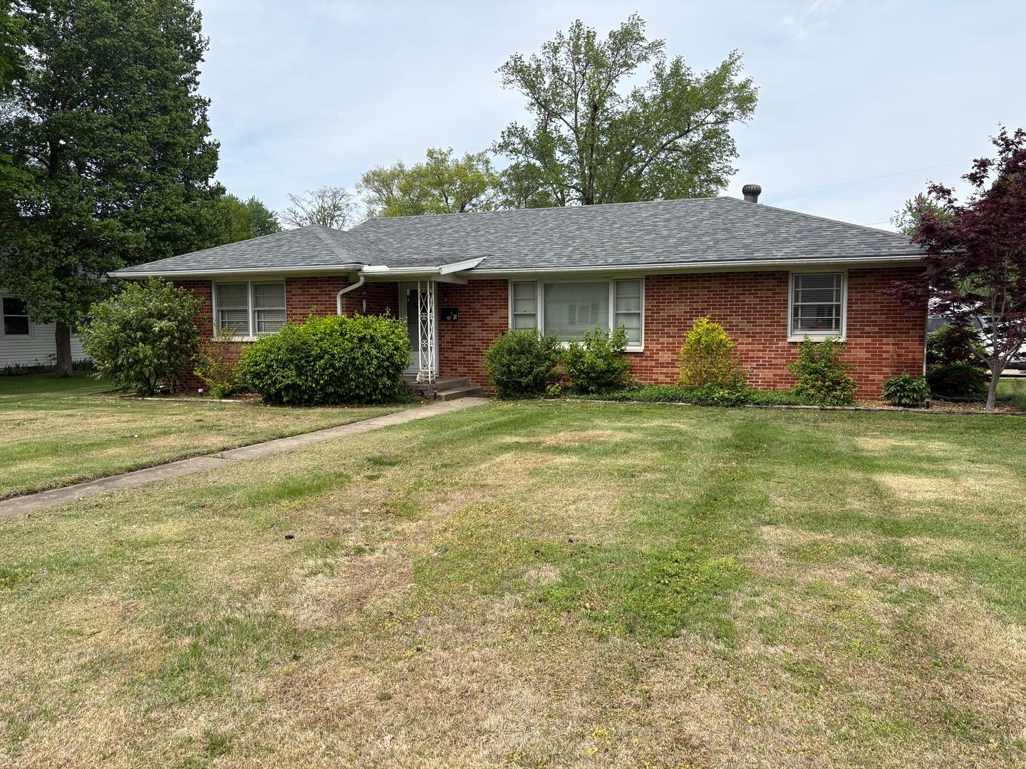 1 Charles Drive — Centralia, IL 62801