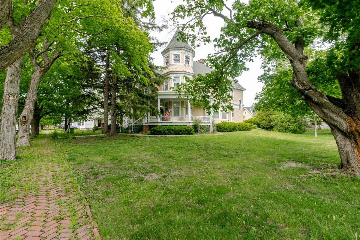 425 Mason Street — Chenoa, IL 61726