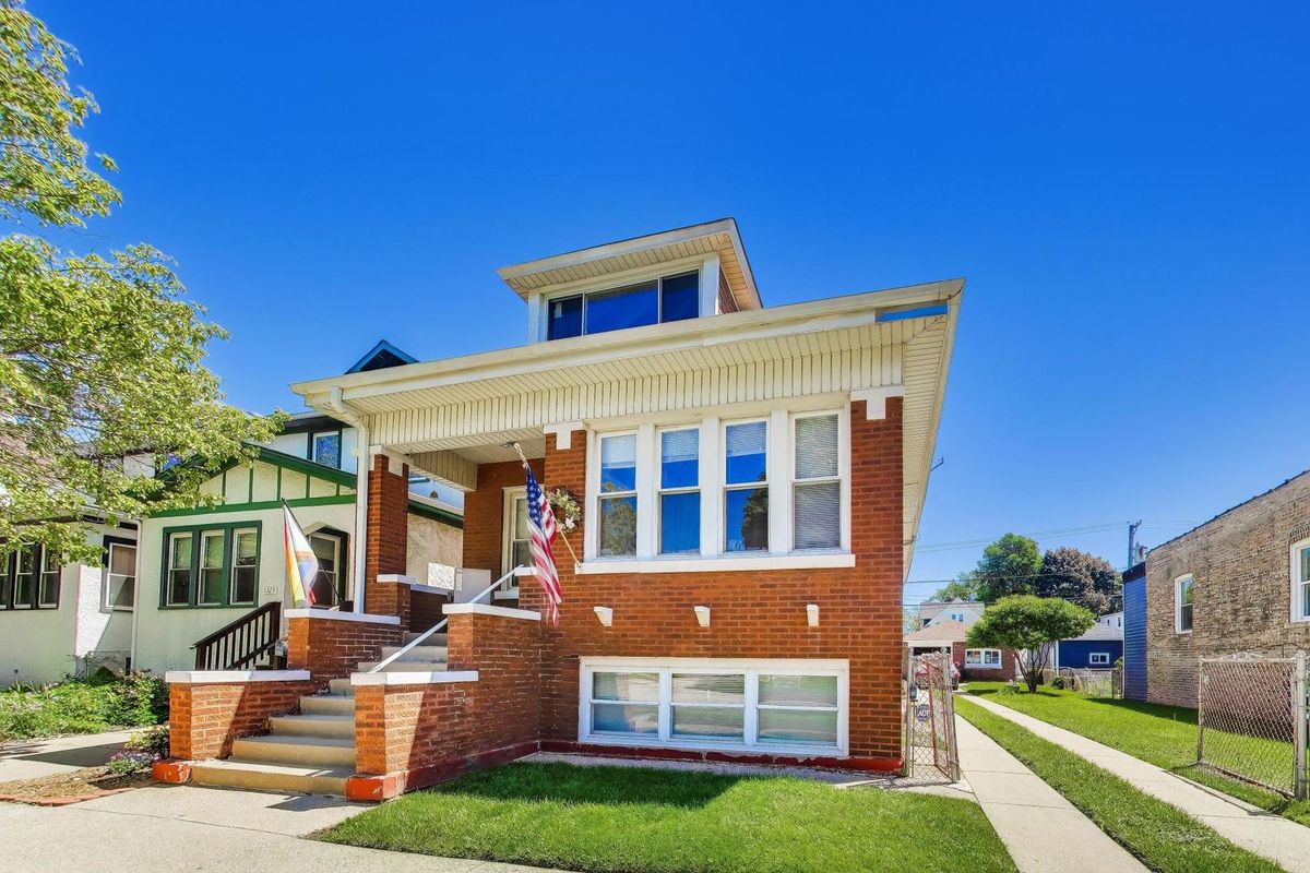 1331 Wesley Avenue, Berwyn, IL 60402