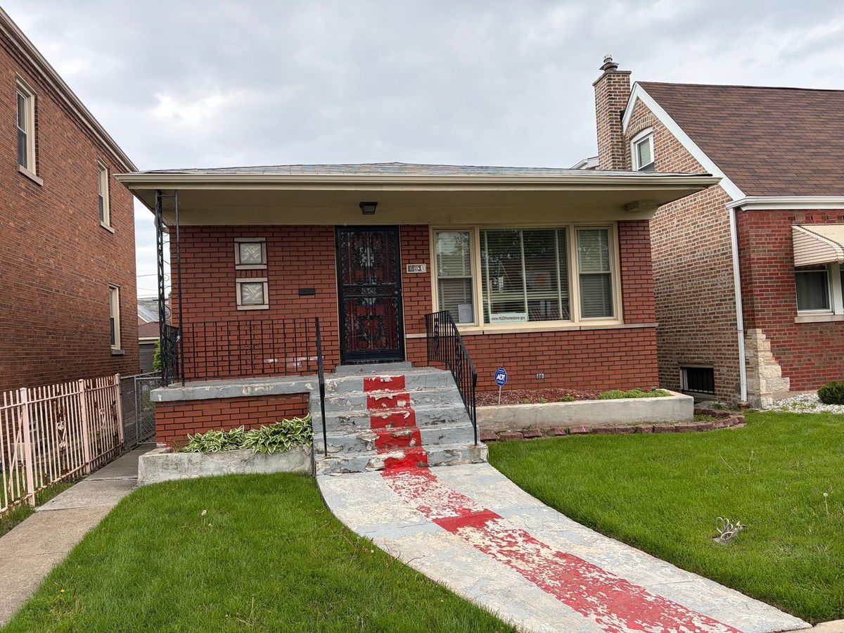 10031 Forest Avenue, Chicago, IL 60628