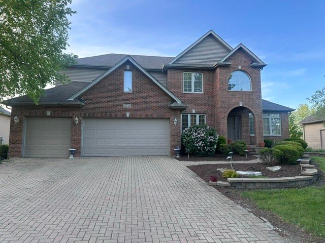 25724 Meadowland Circle — Plainfield, IL 60585
