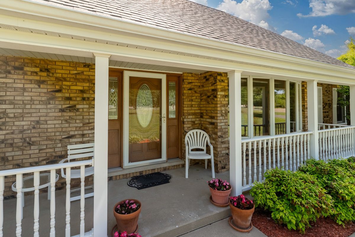 18096 IL-37, West Frankfort, IL 62896