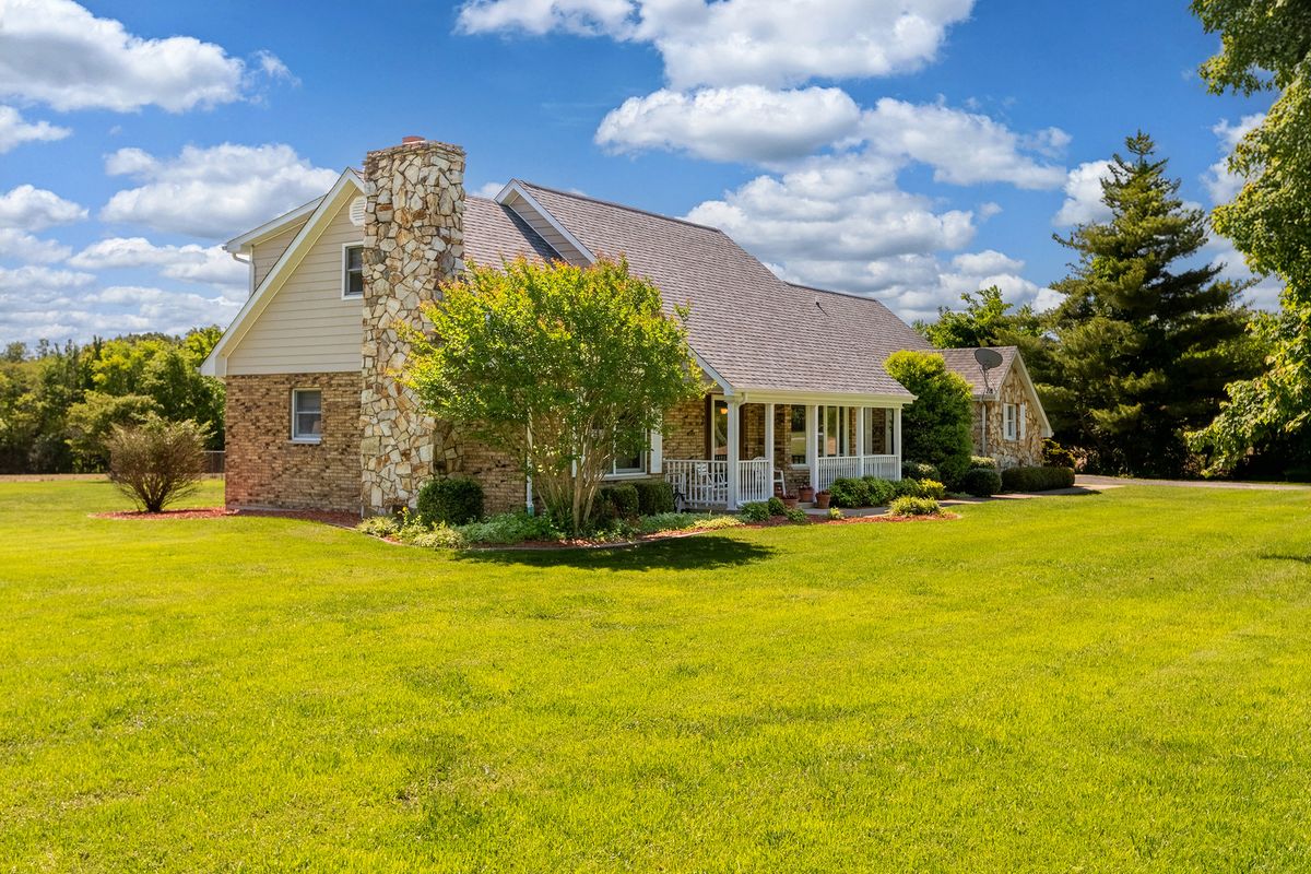 18096 IL-37, West Frankfort, IL 62896