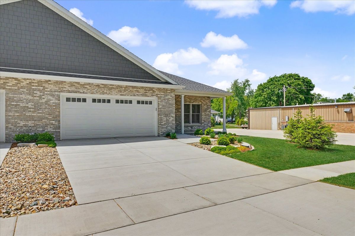 506 S 6th Street, Fairbury, IL 61739