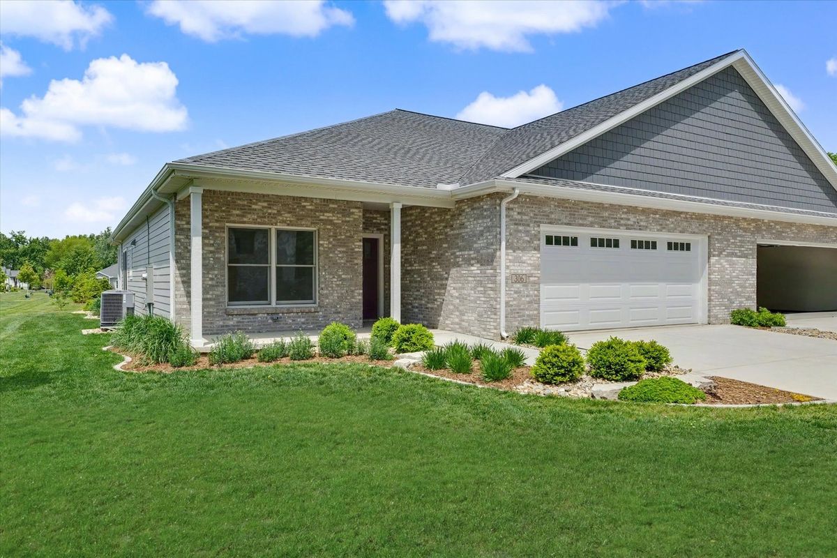 306 E Pine Street, Fairbury, IL 61739