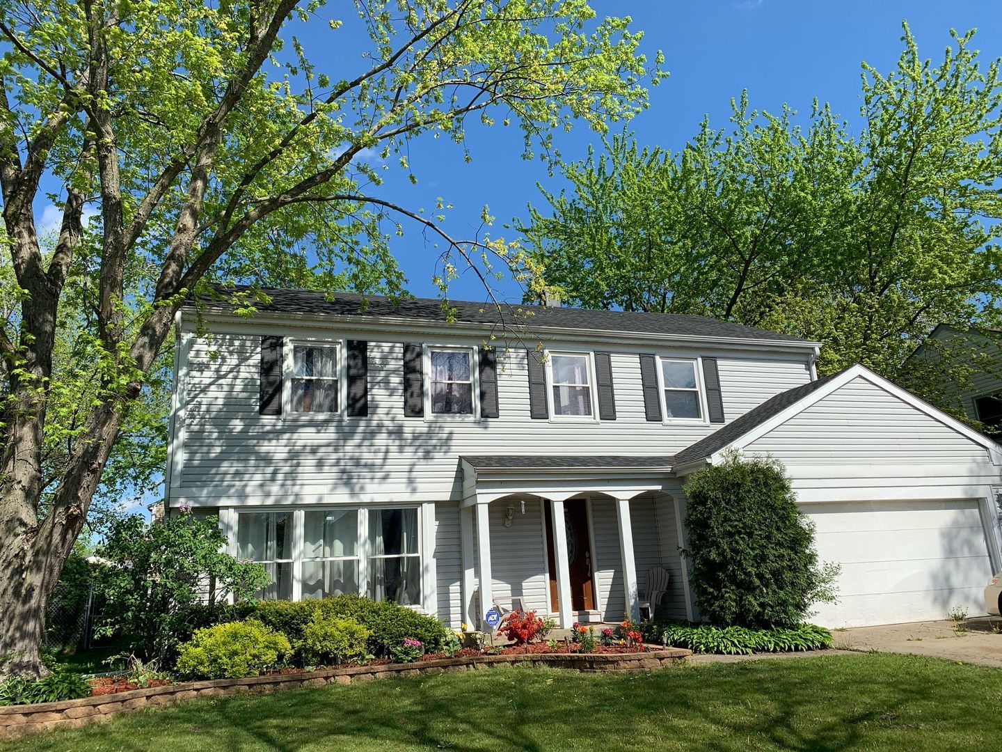 1471 Brandywyn Lane — Buffalo Grove, IL 60089