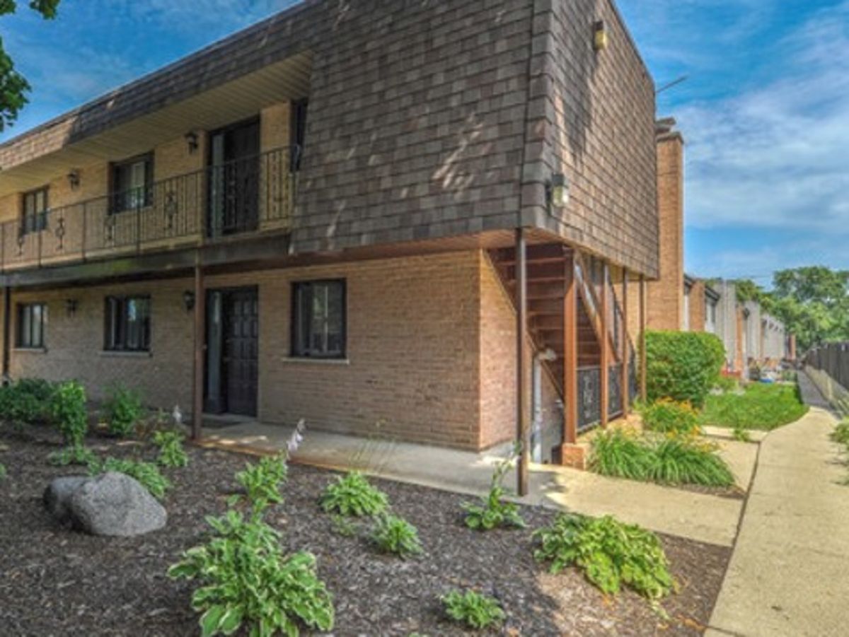 520 E Main Street #1C, Barrington, IL 60010