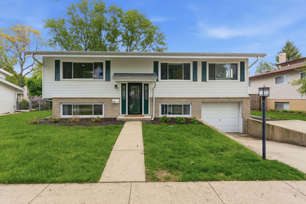 25 N Prindle Avenue, Arlington Heights, IL 60004