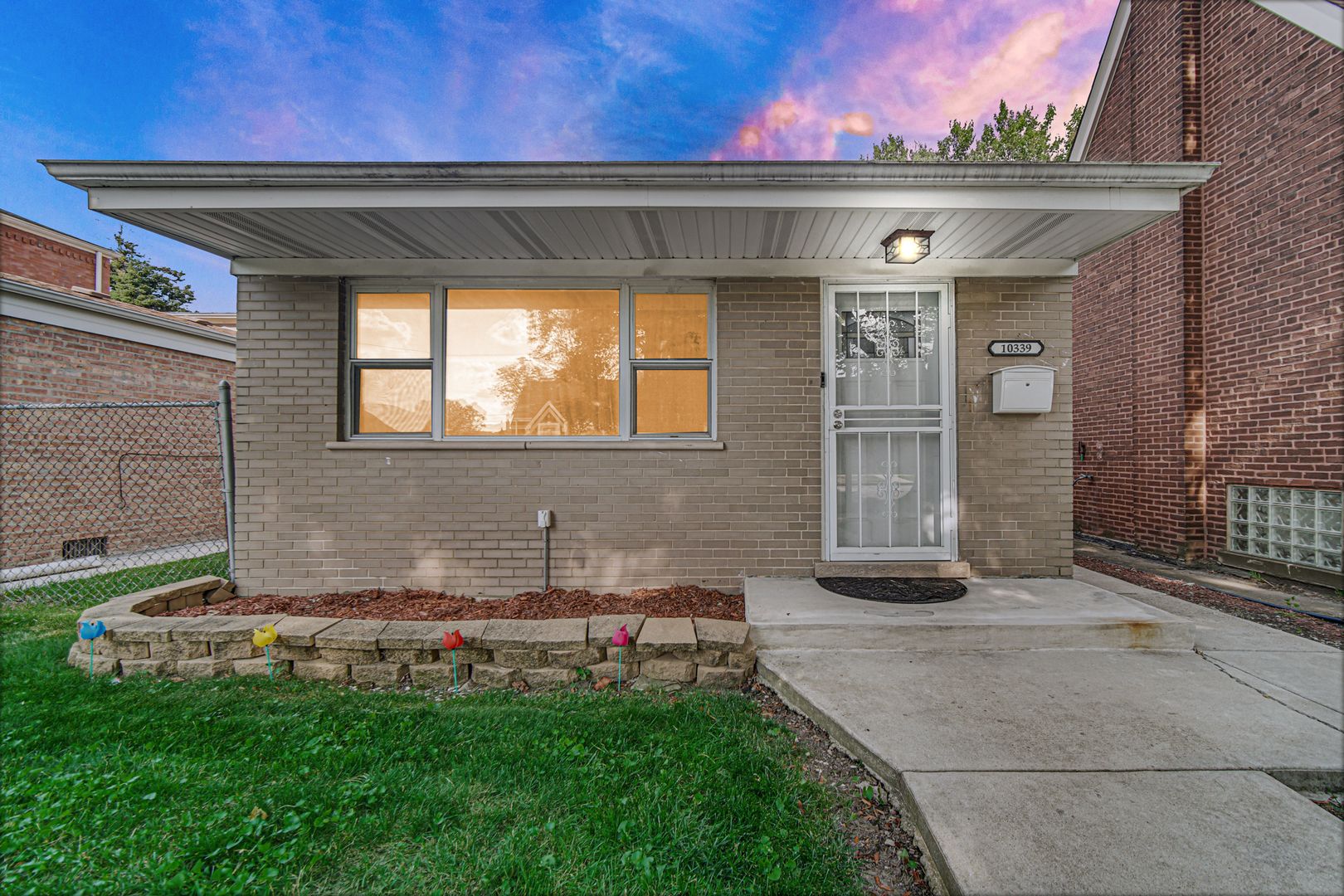 10339 S Calumet Avenue — Chicago, IL 60628