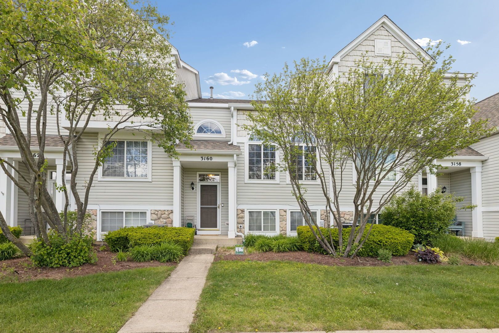 3160 Cambria Court #3160 — Aurora, IL 60503