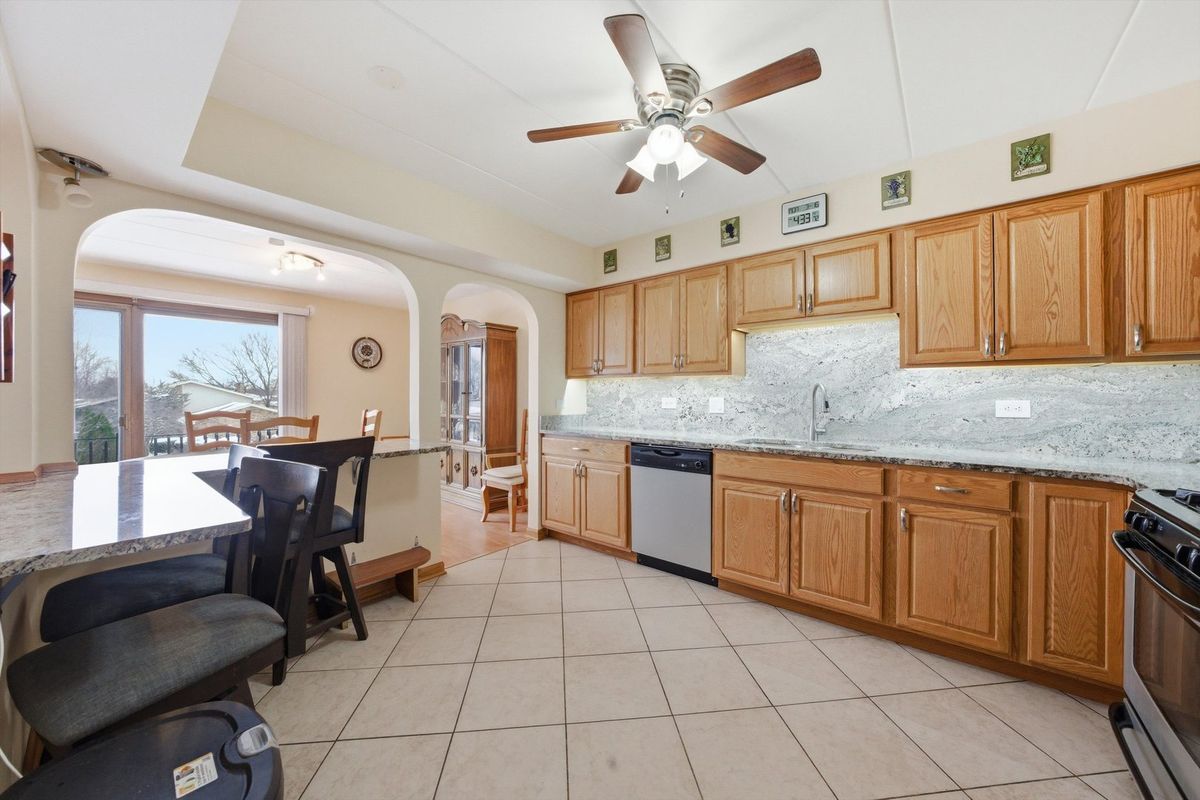 15263 Catalina Drive #2, Orland Park, IL 60462