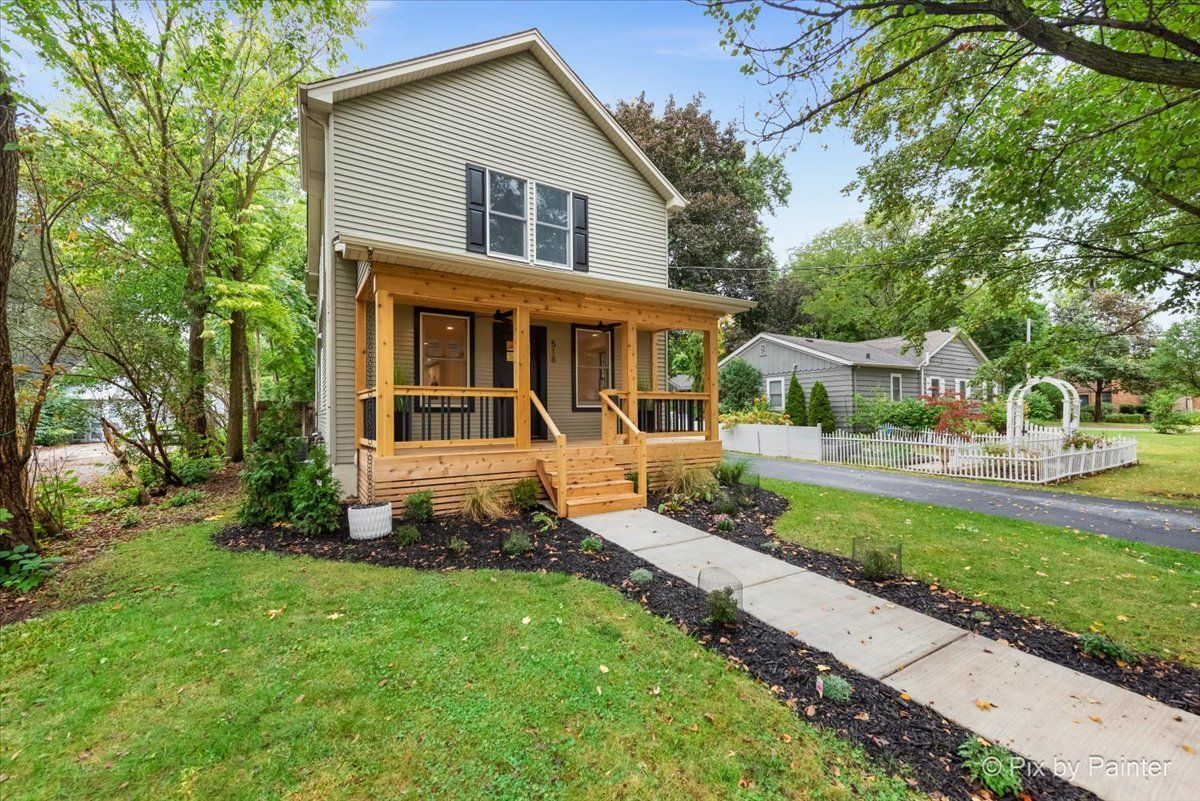 518 Illinois Street — Geneva, IL 60134