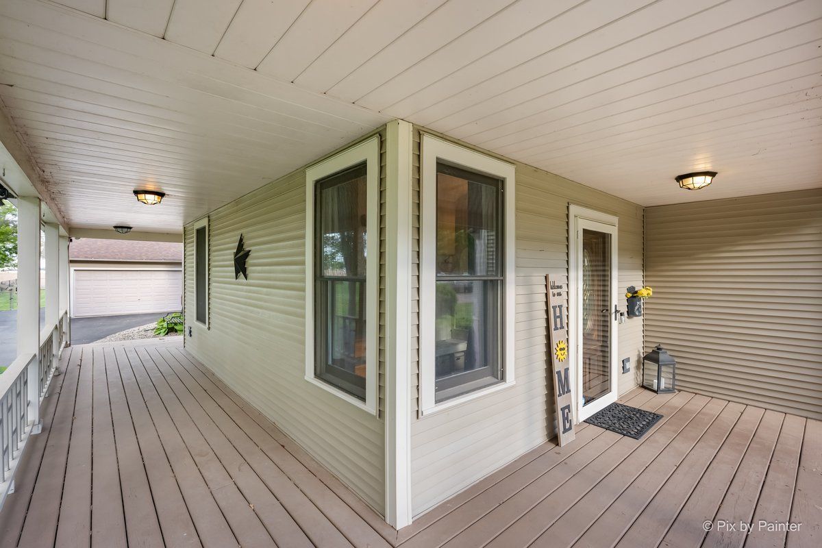 743 Cynthia Drive, Lake Holiday, IL 60548