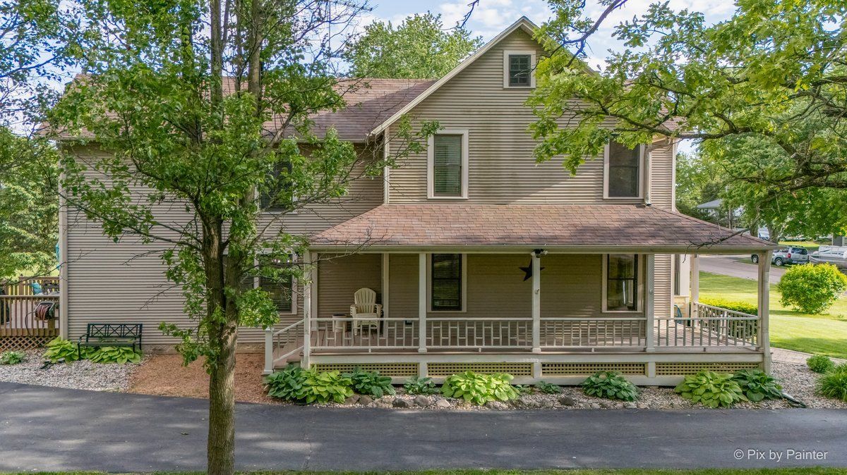743 Cynthia Drive, Lake Holiday, IL 60548