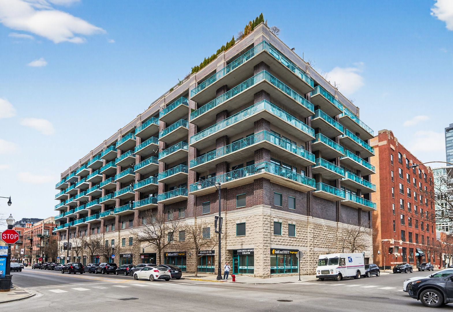 910 W Madison Street #605 — Chicago, IL 60607