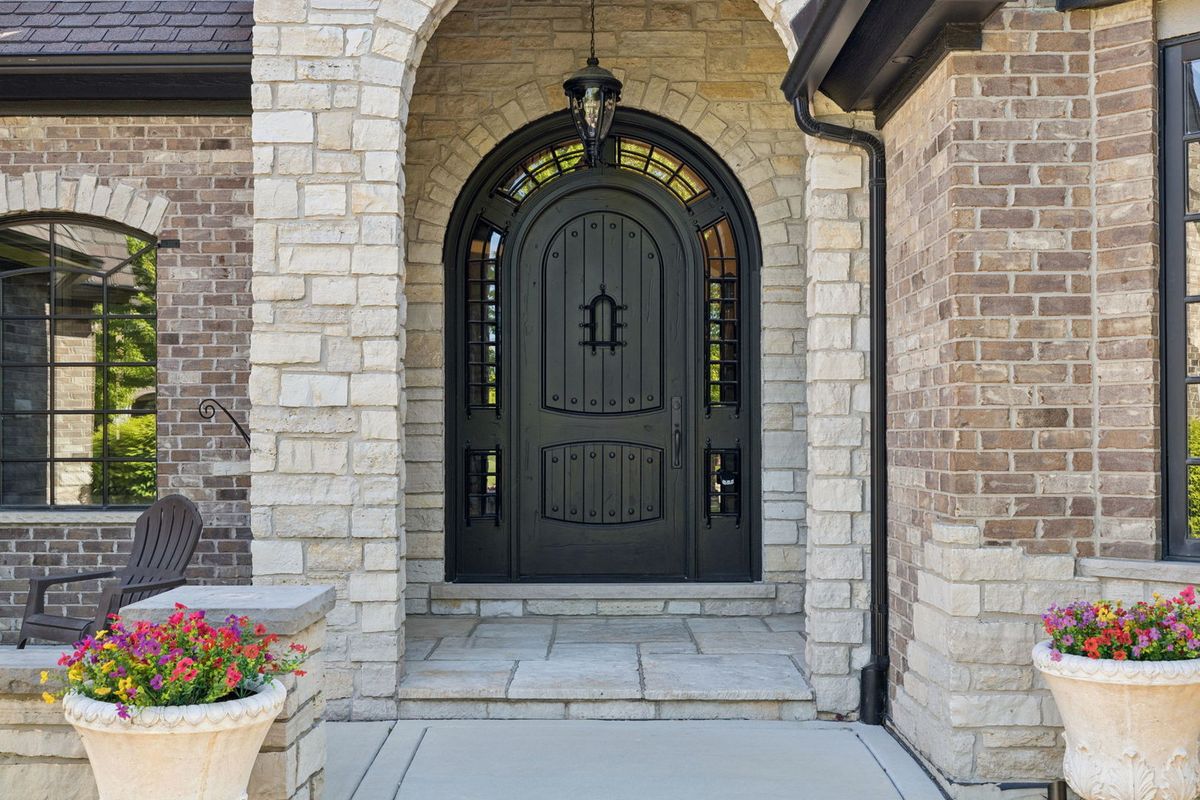 12526 Surrey Court, Mokena, IL 60448