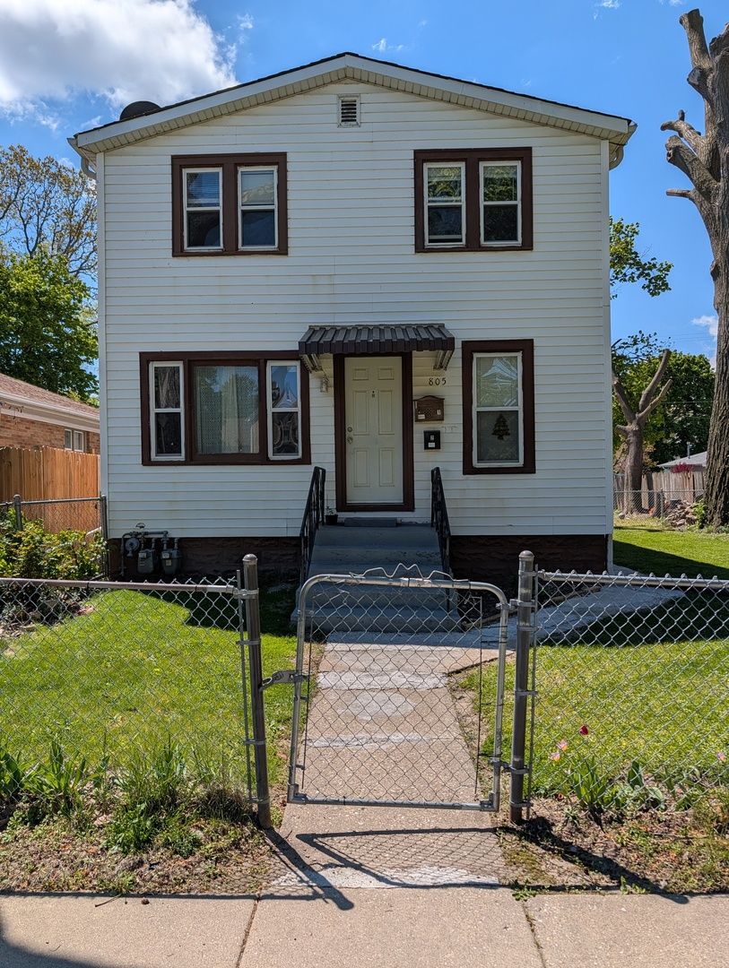 805 Audrey Nixon Boulevard, North Chicago, IL 60064
