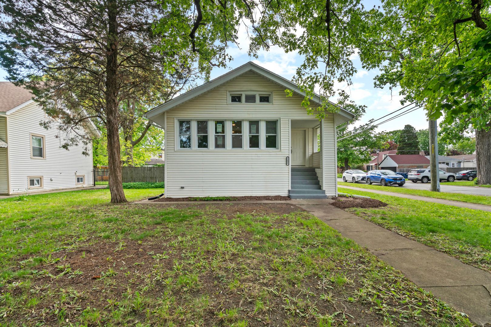 1400 S 17th Avenue — Maywood, IL 60153