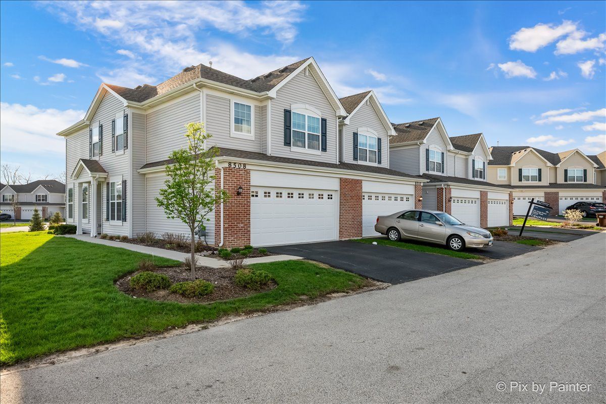 8508 Stillwater Road, Wonder Lake, IL 60097