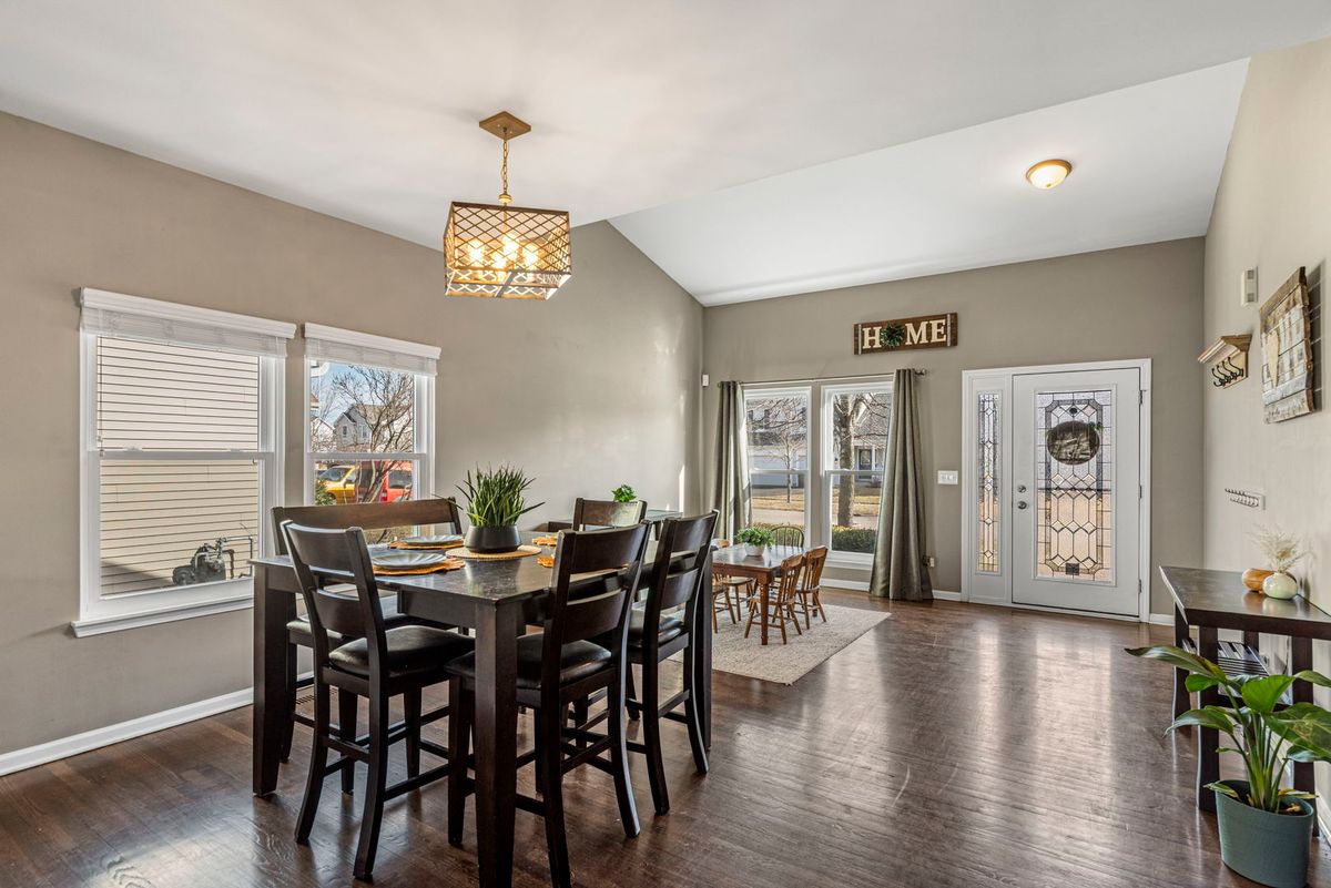 31696 N Borre Drive, Lakemoor, IL 60051