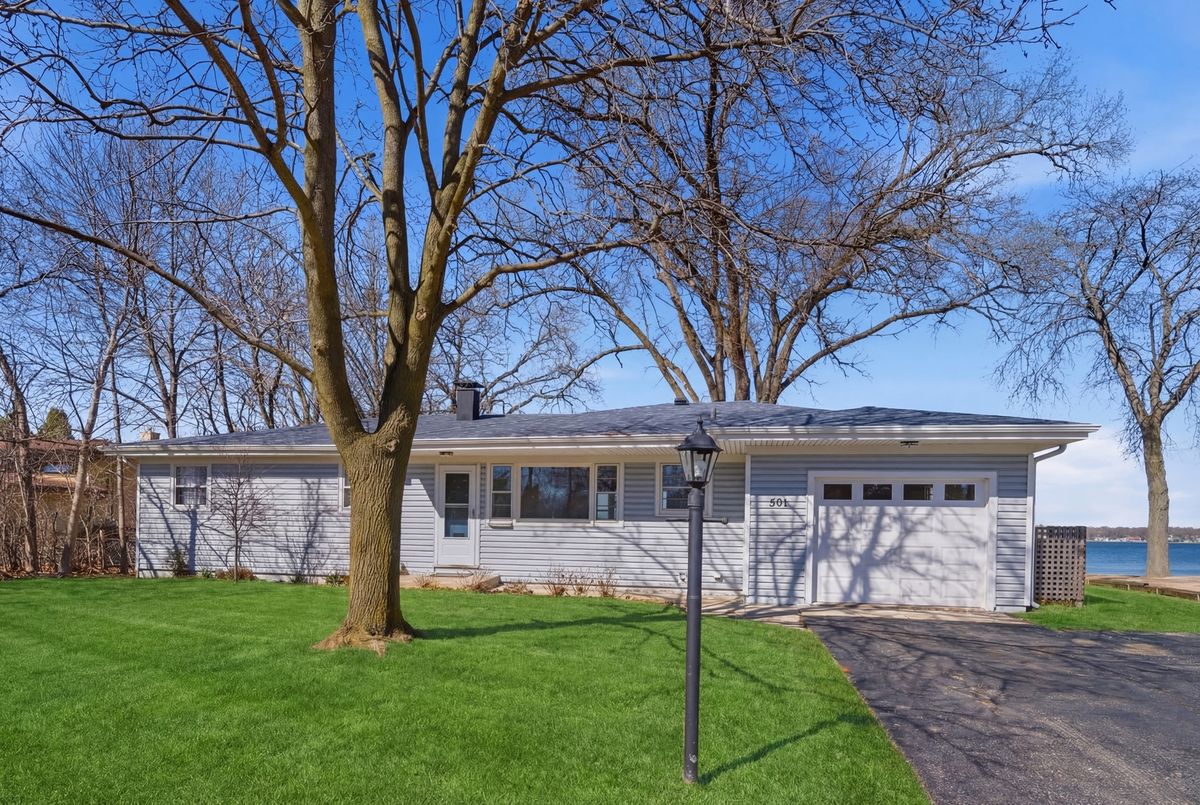 501 E Liberty Street, Wauconda, IL 60084