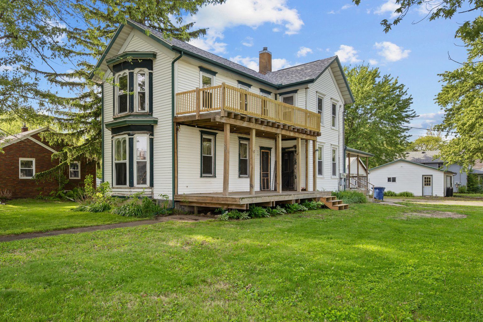 200 W Locust Street — Cambridge, IL 61238