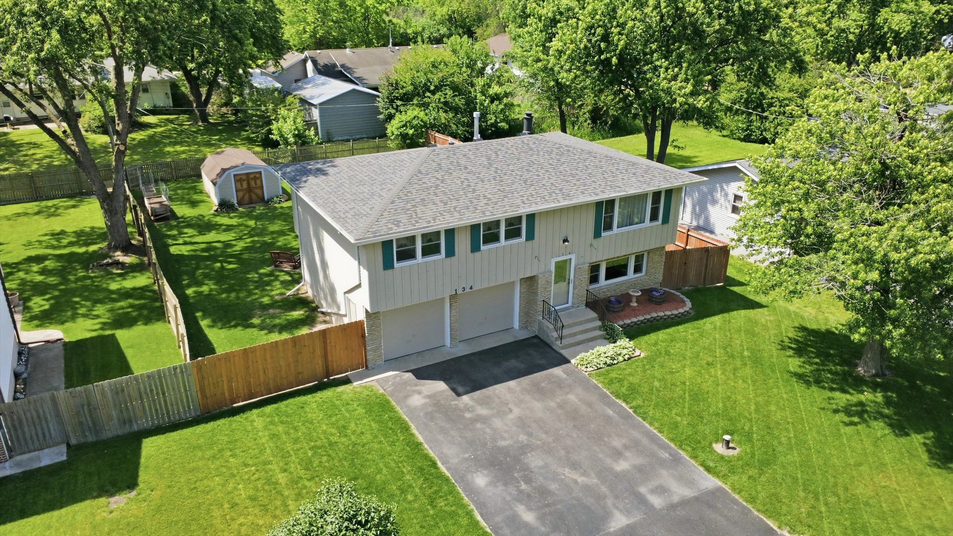 134 Michael Lane — New Lenox, IL 60451