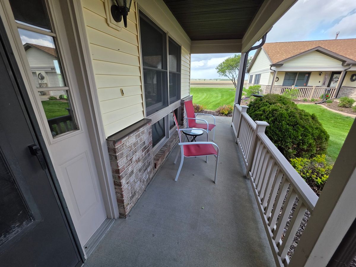 2503 Megan Court #B, Sterling, IL 61081