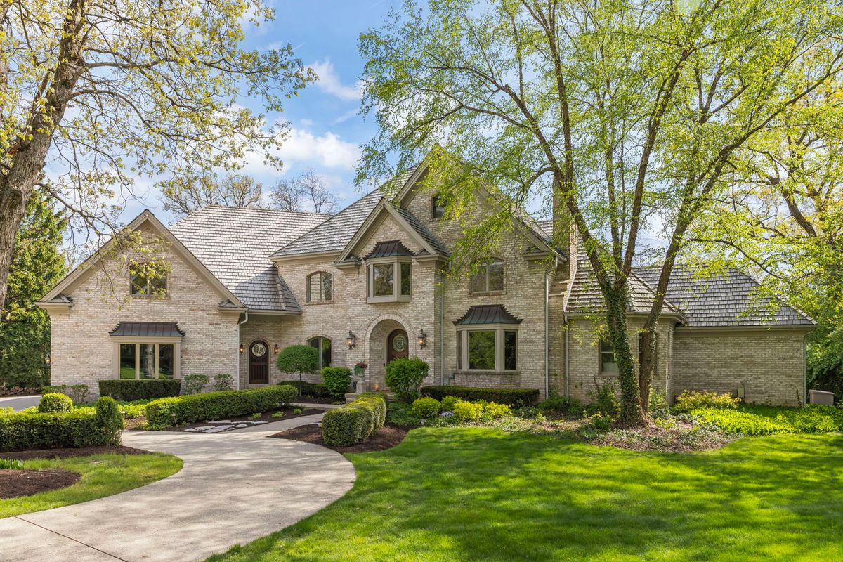 1S370 Winfield Road, Wheaton, IL 60189