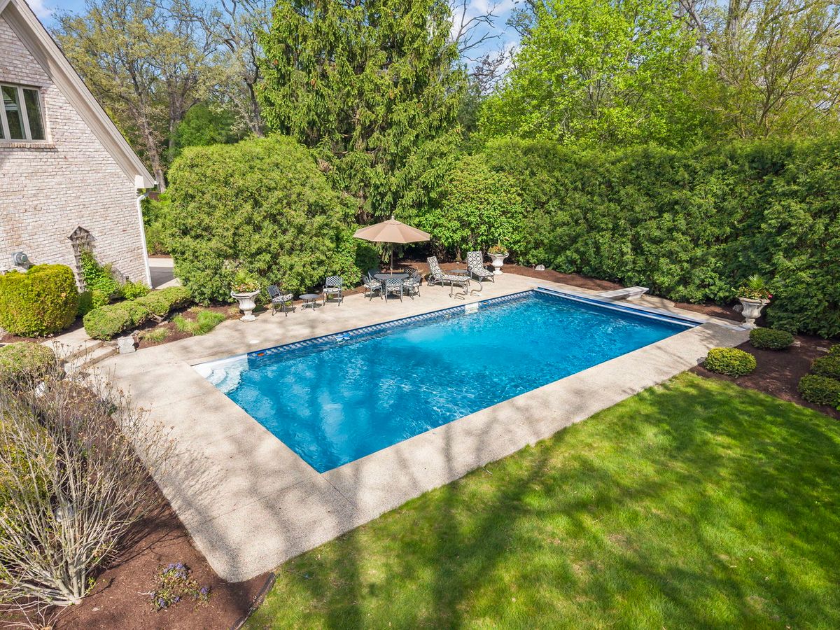 1S370 Winfield Road, Wheaton, IL 60189