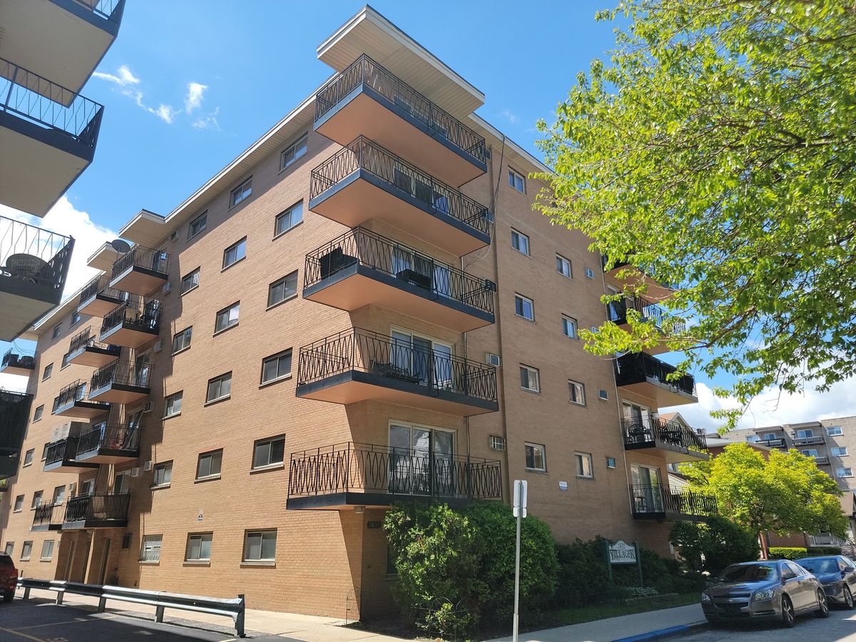 7432 Washington Street #103, Forest Park, IL 60130
