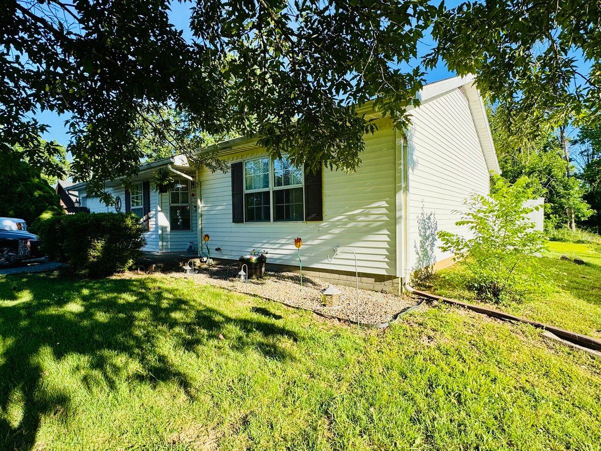 1609 Kiowa Drive, Marion, IL 62959