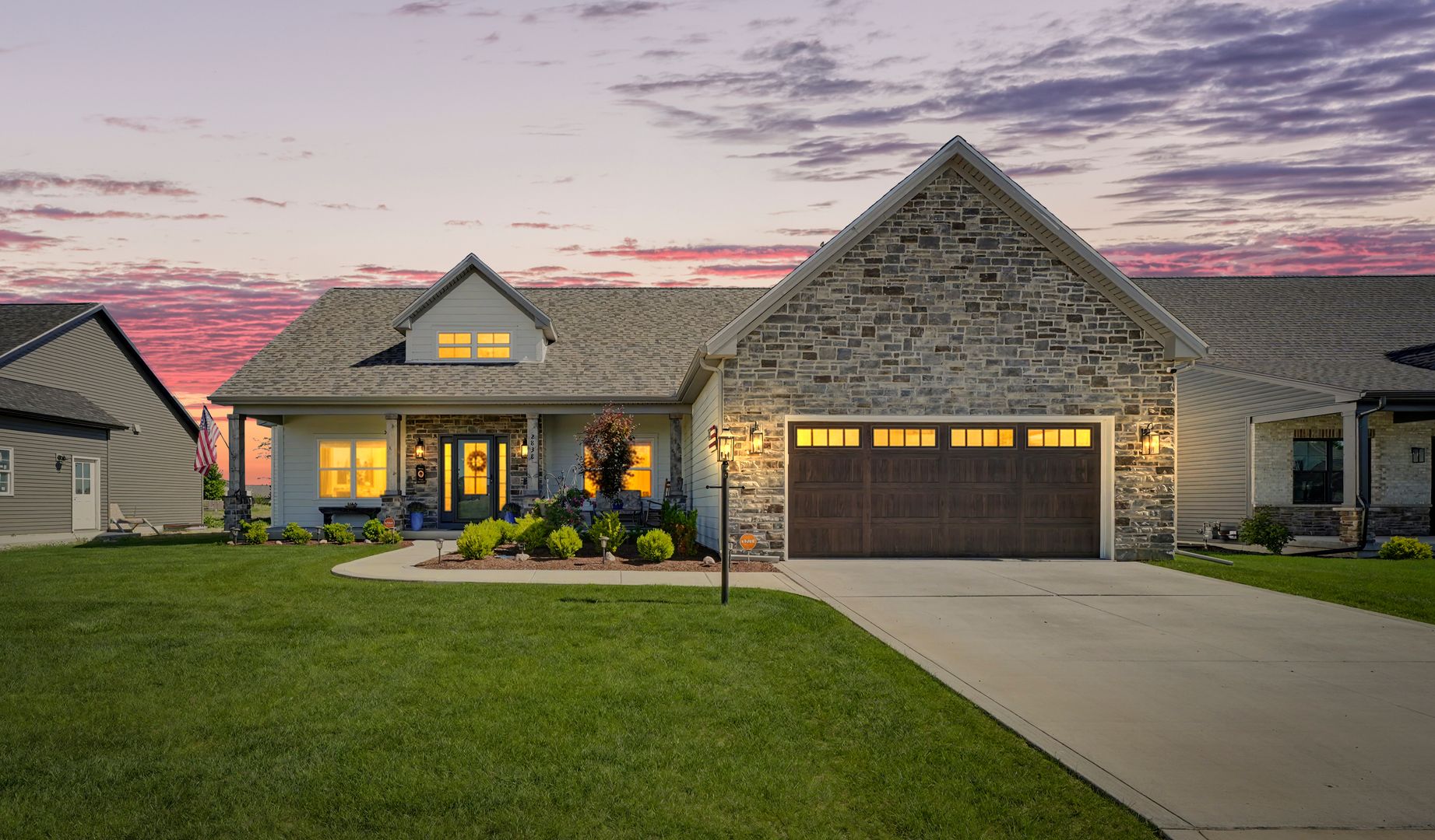 2838 E Stone Creek Boulevard — Urbana, IL 61802