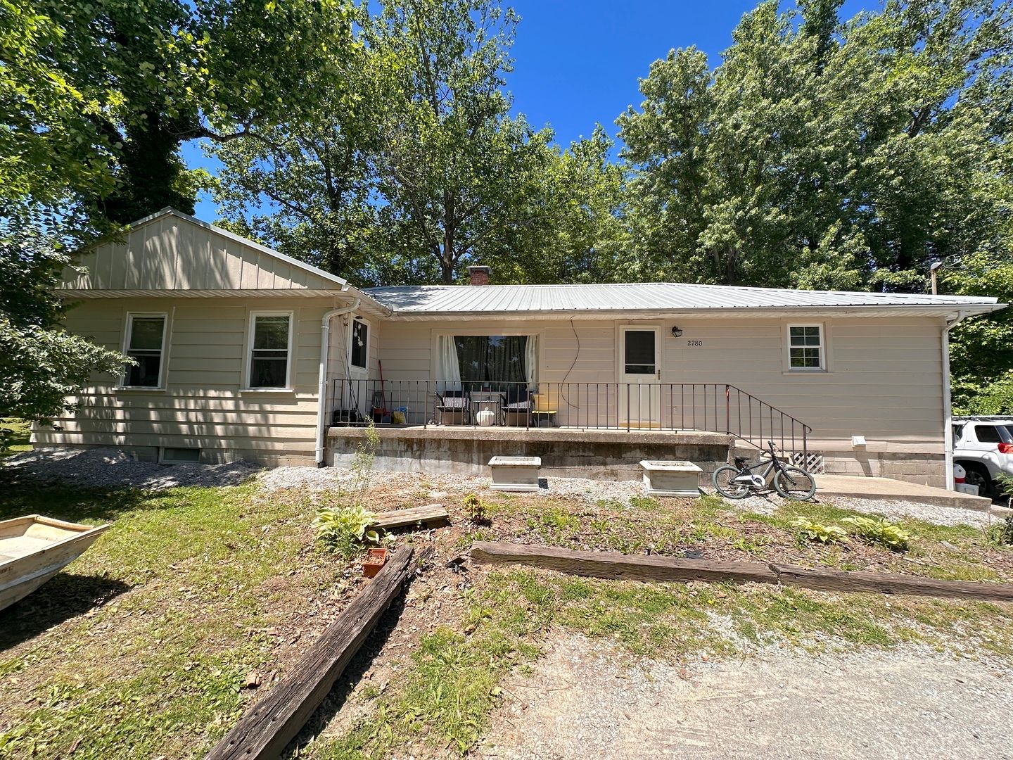2280 S Illinois Avenue — Carbondale, IL 62901