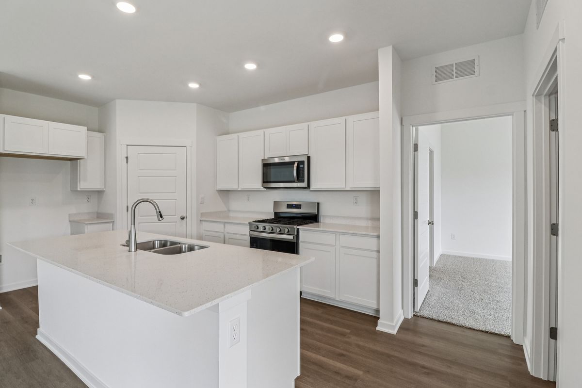 6294 redwood Trail, Wonder Lake, IL 60097