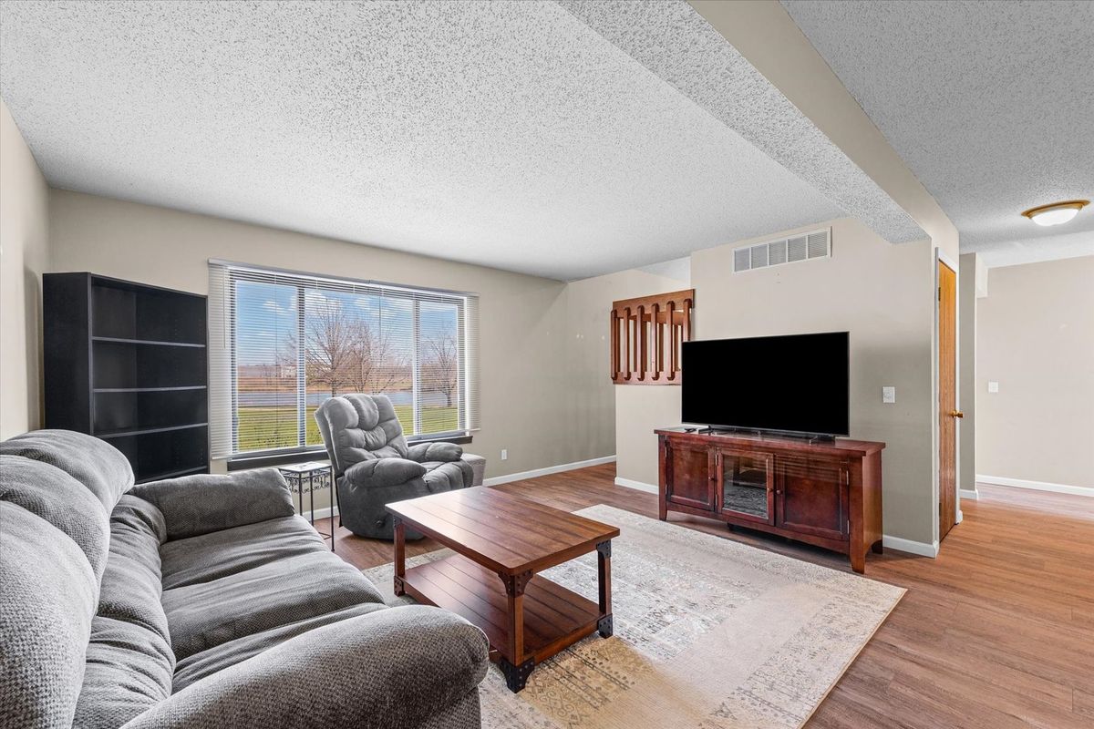 2515 Clayton Boulevard, Champaign, IL 61822