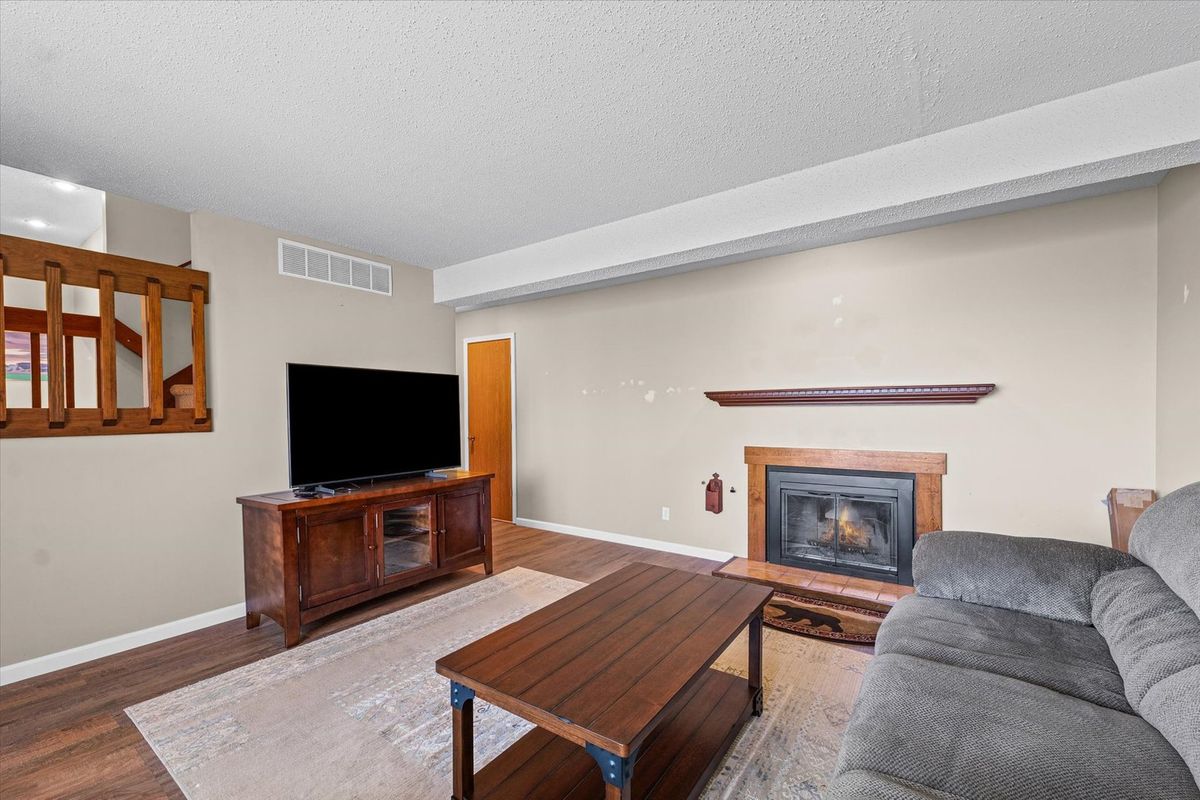 2515 Clayton Boulevard, Champaign, IL 61822