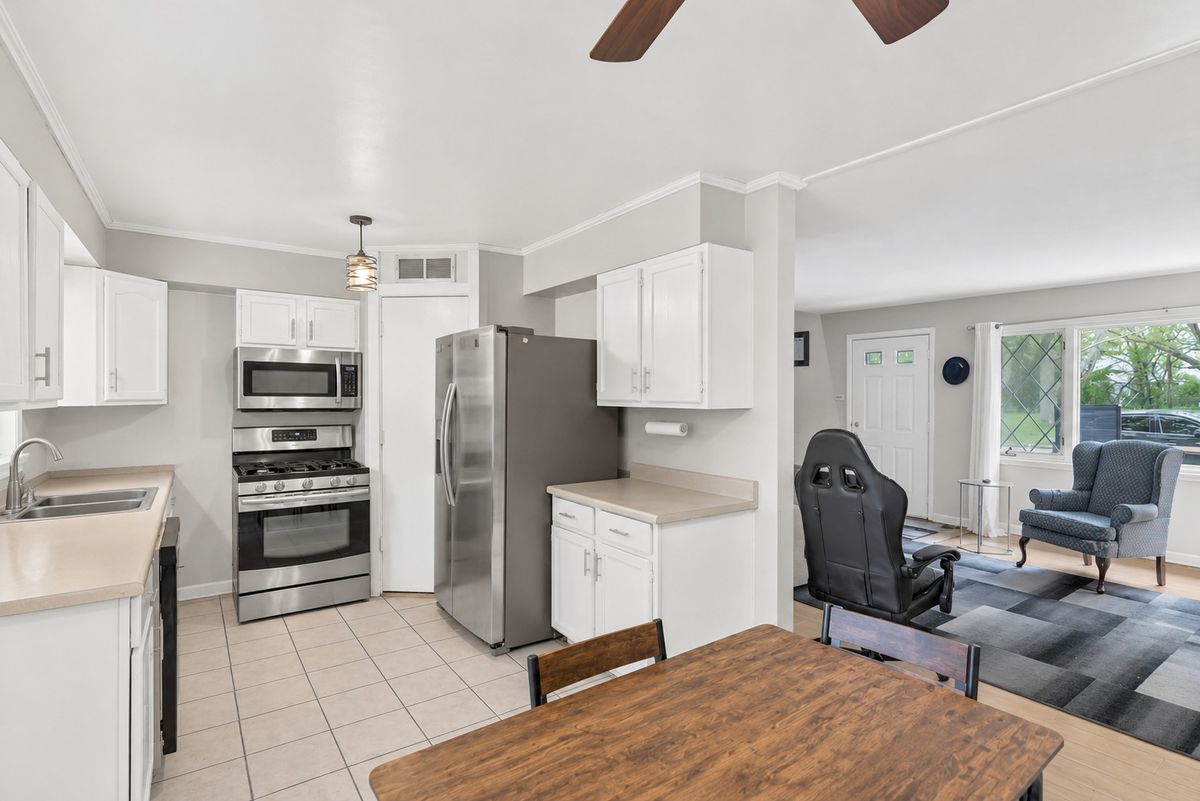 406 Winnebago Street, Park Forest, IL 60466